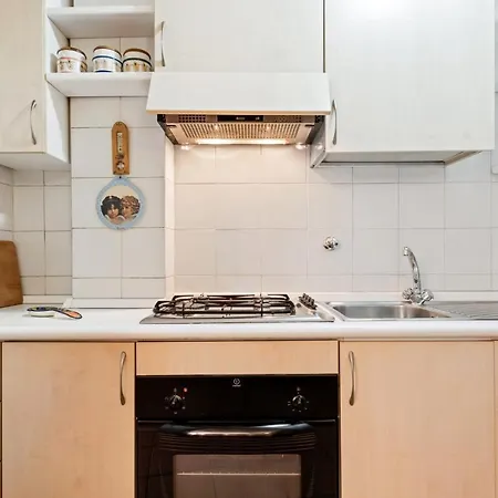 Pratello E Funzionale Apartment *