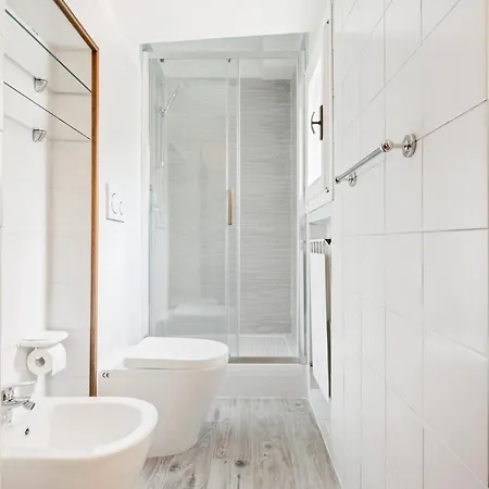 Pratello E Funzionale Appartement