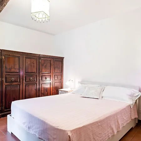 Appartement Guesthost - Pratello E Funzionale *